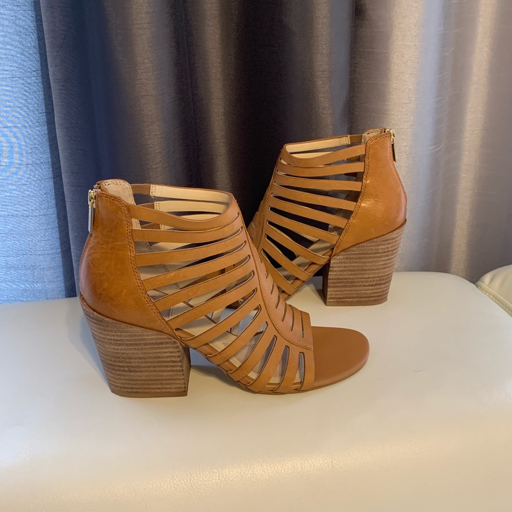 Isola IANNA leather light brown sandals, shoes.